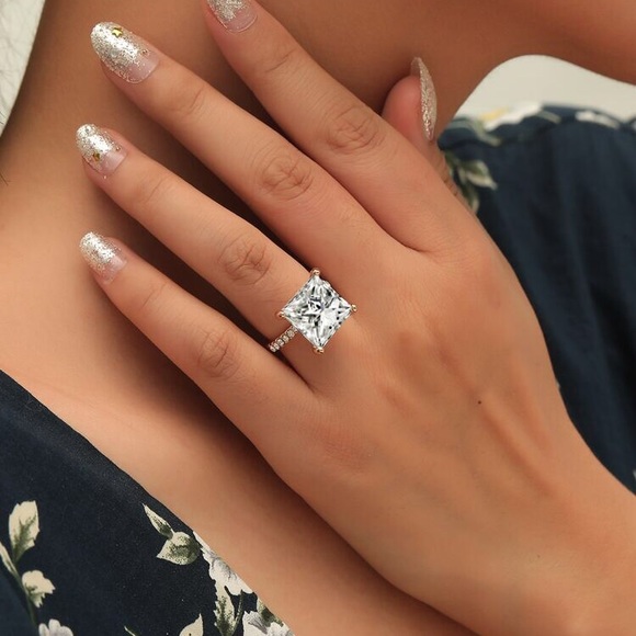 Jewelry - NWT Bling Ring